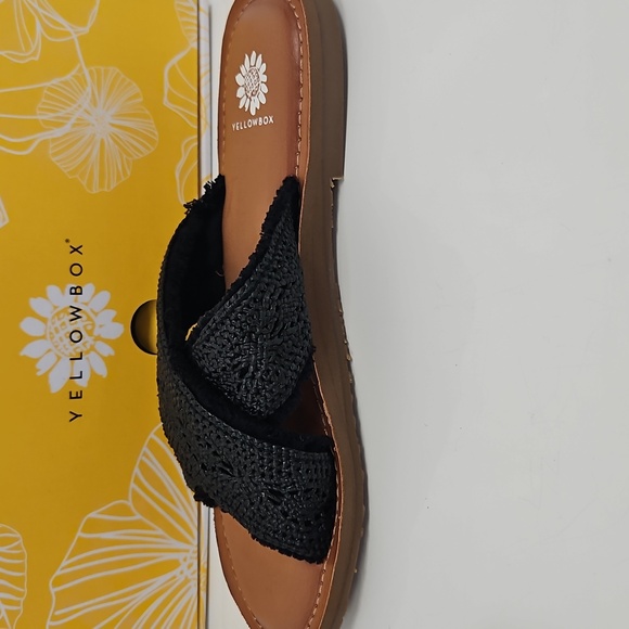 Yellow Box Women's Deska Black Raffia Sandals - Picture 4 of 5